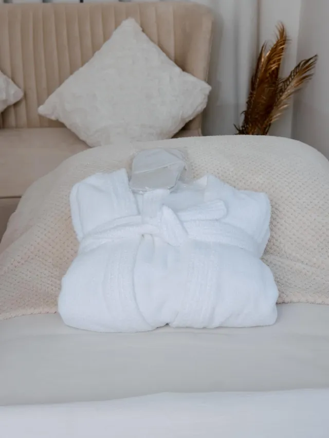 Robe & relaxation at Elite Spa & Aesthetics